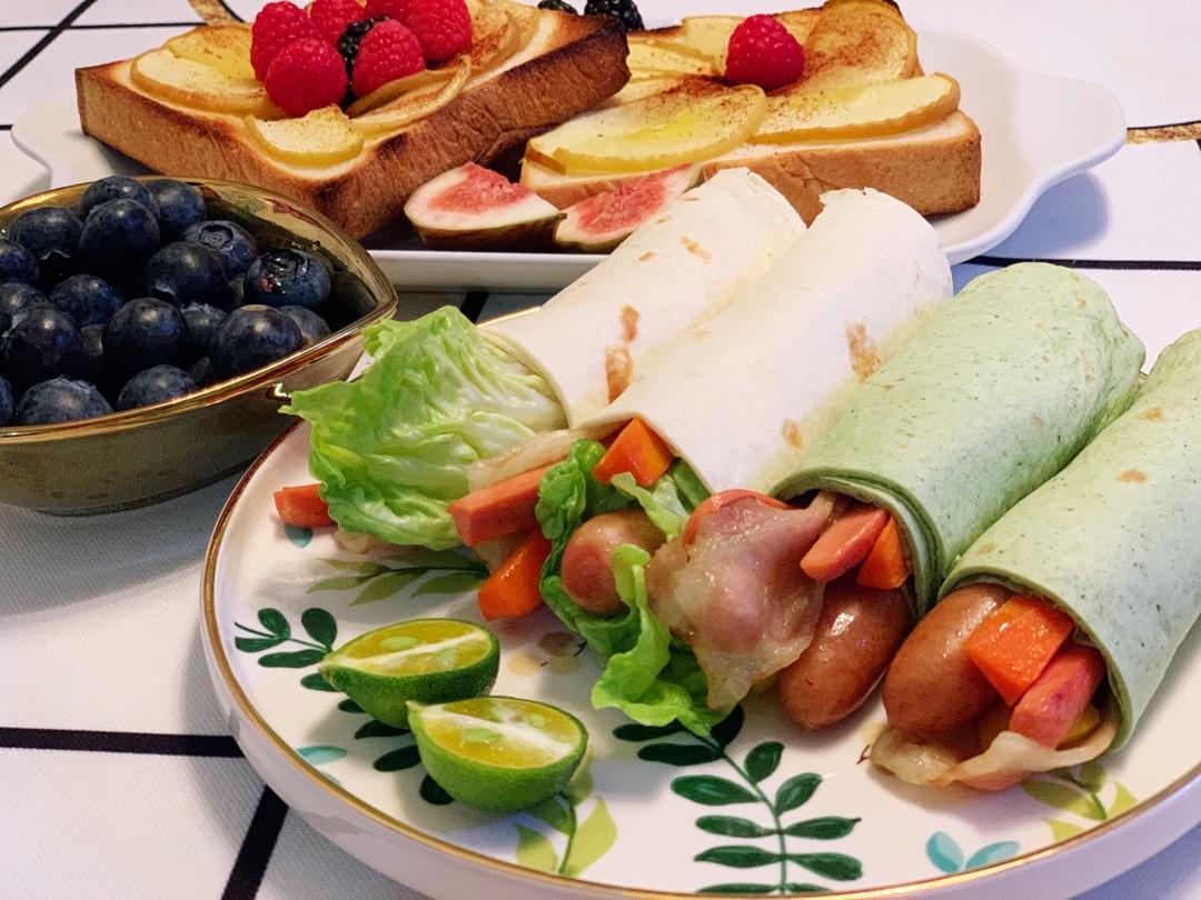 全麦墨西哥鸡肉蔬菜卷饼