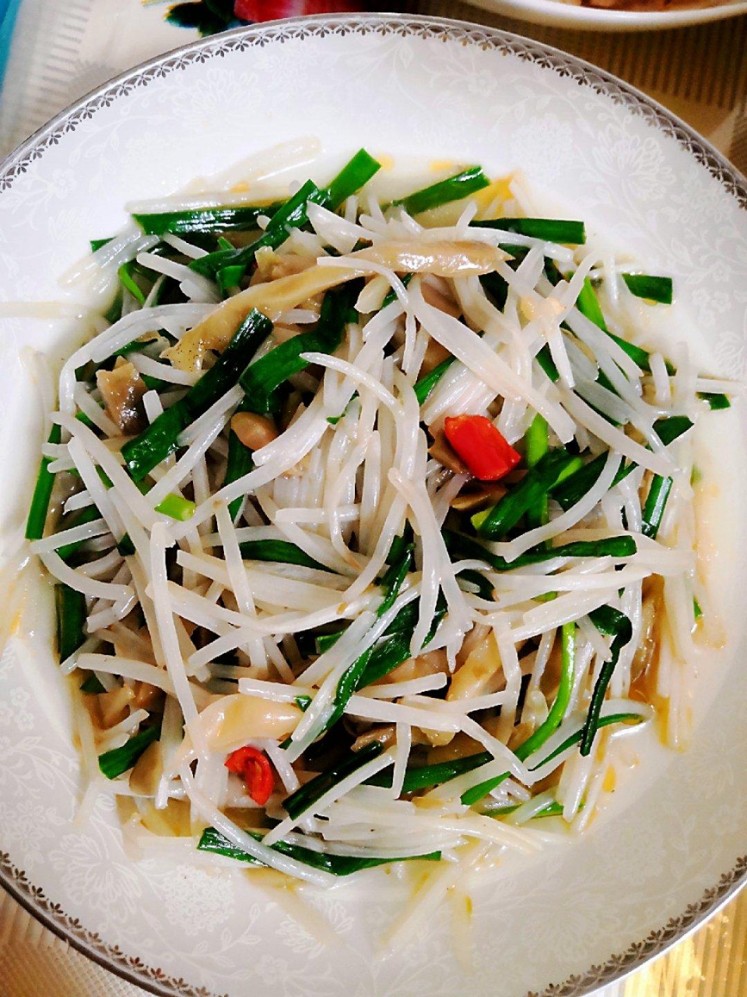 肉丝炒韭菜豆芽菜