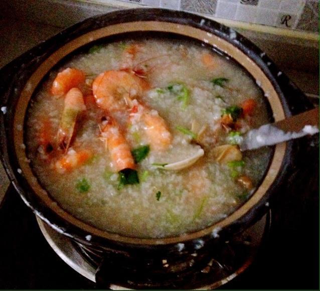 砂锅粥（虾、白贝）的做法