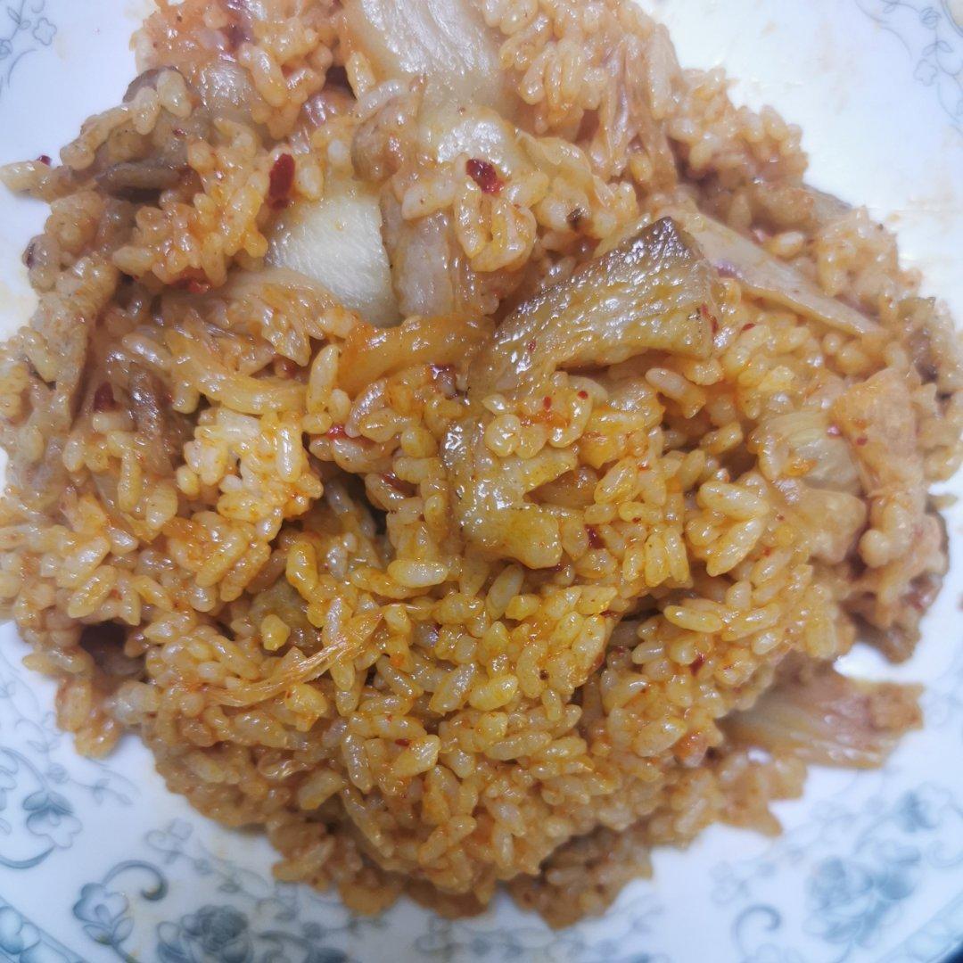 五花肉泡菜炒饭