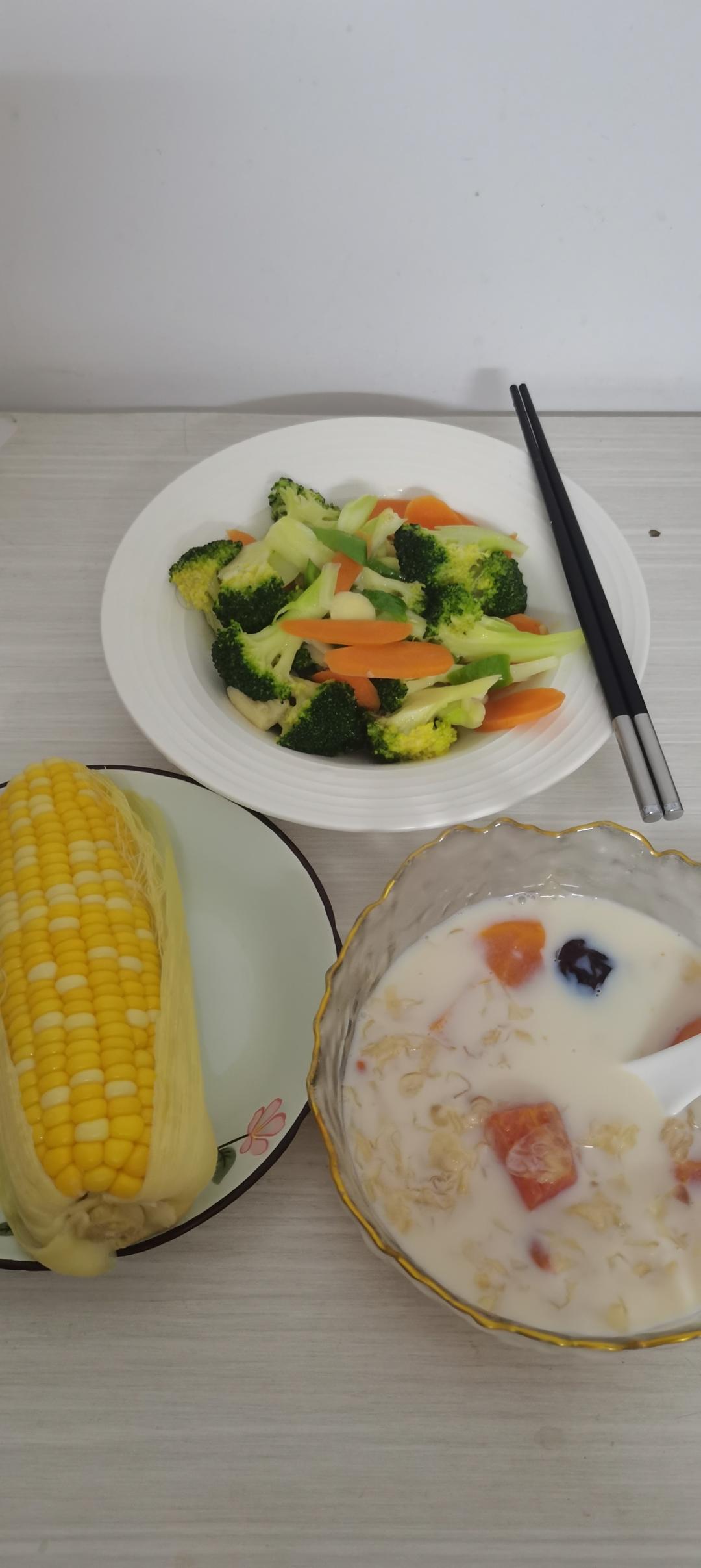 木瓜牛奶银耳羹