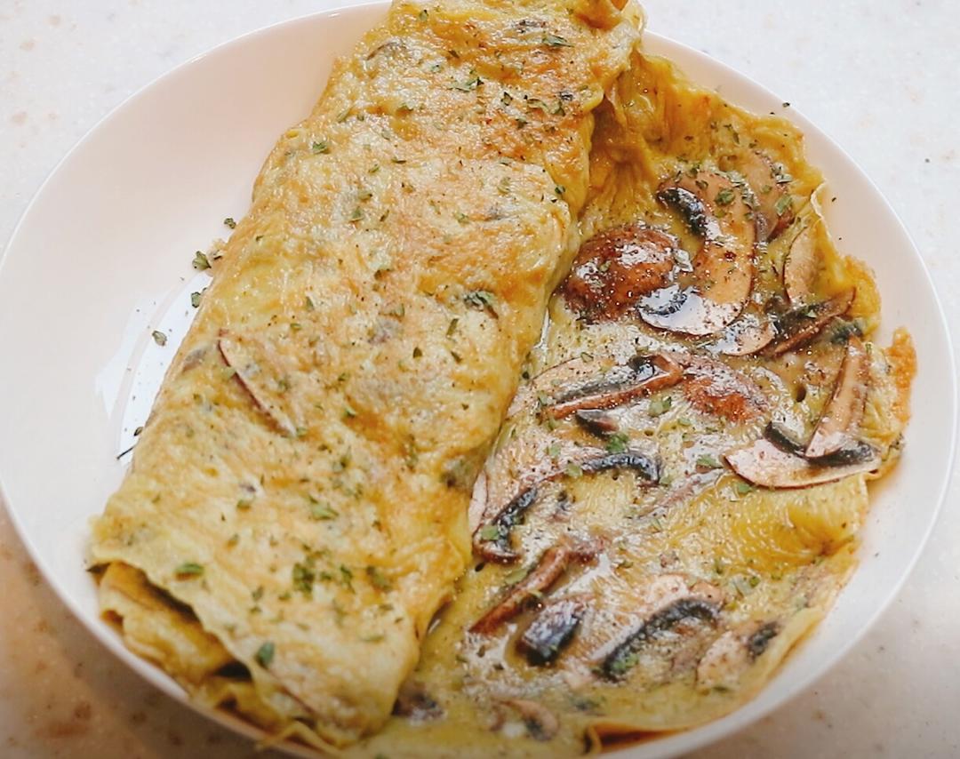 原创|开放式菌菇蛋卷—换个花样做蛋饼，早餐立刻就豪华了的做法