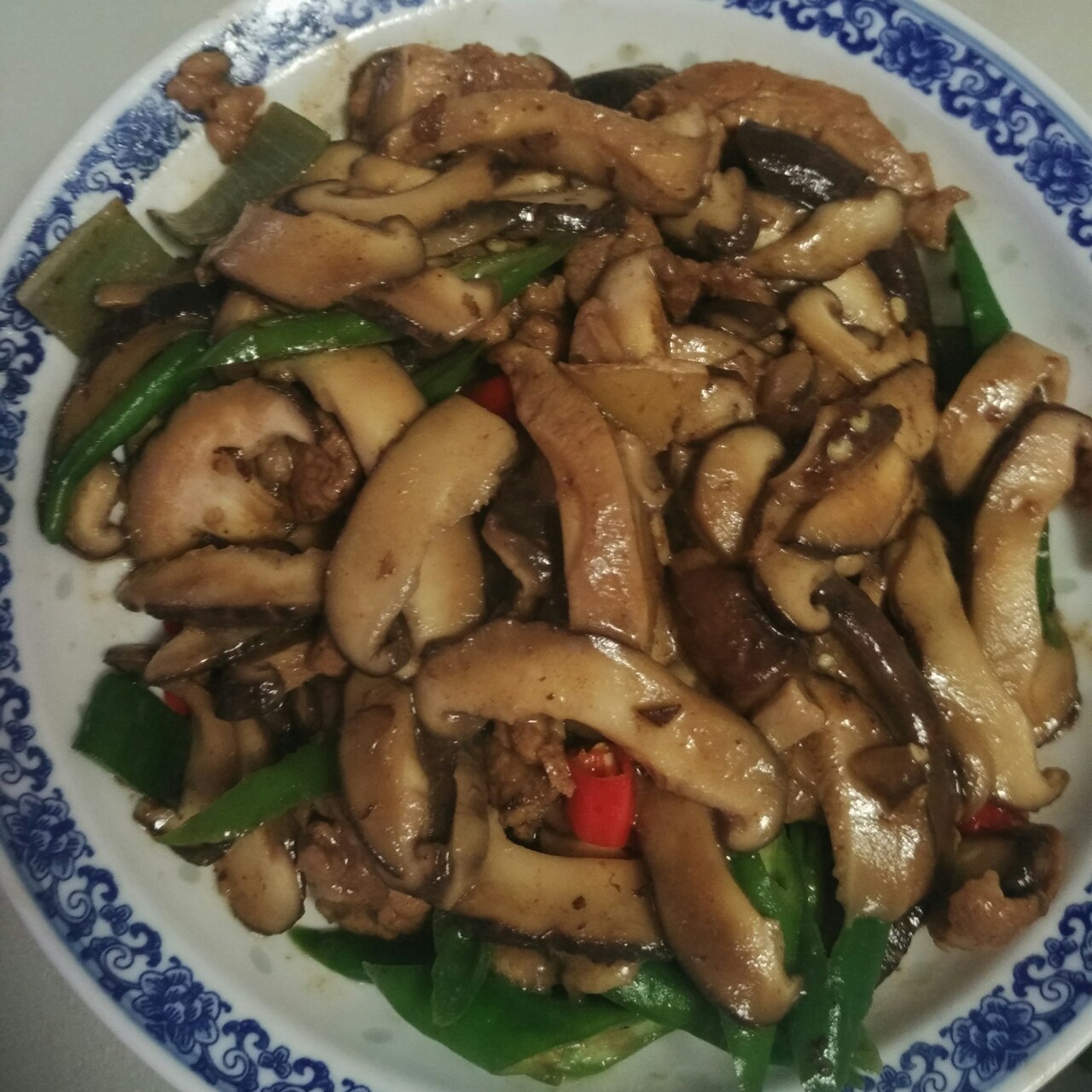 香菇炒肉
