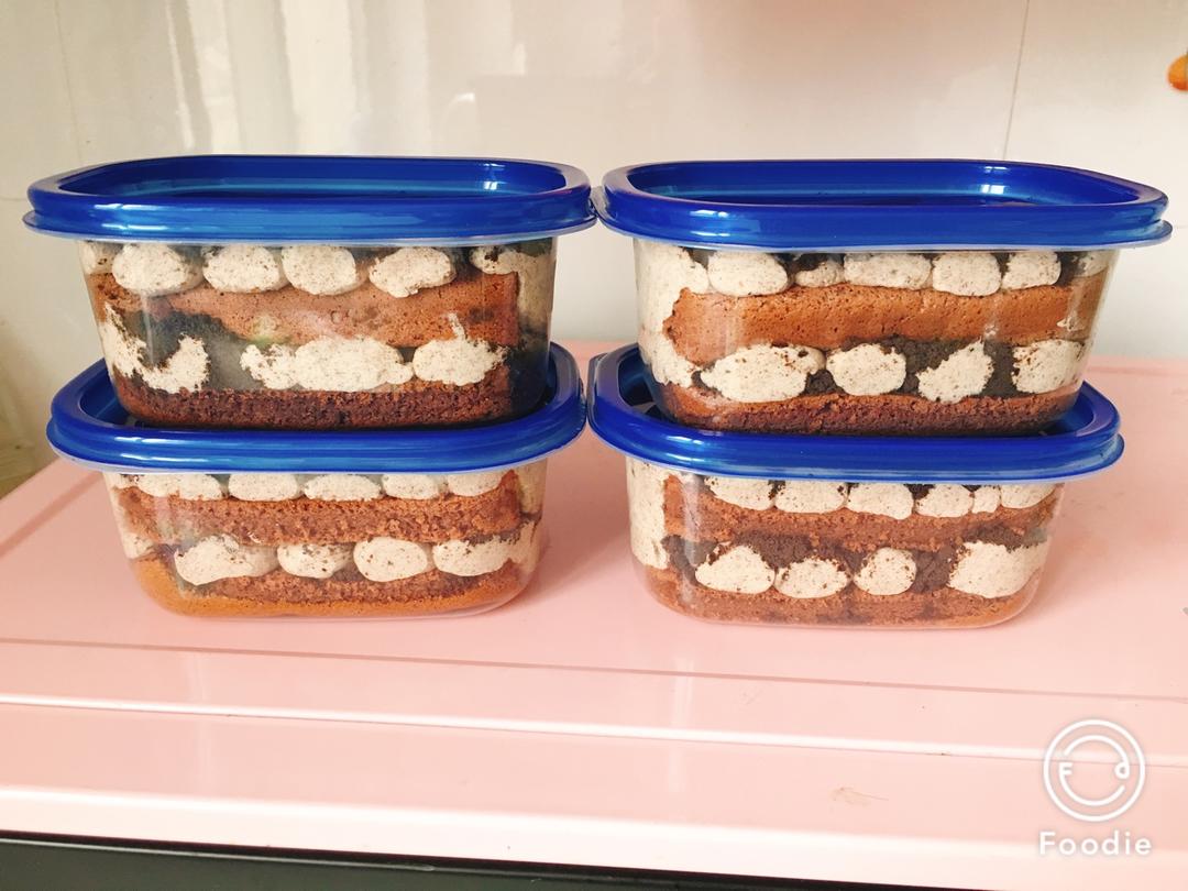 奥利奥咸奶油可可盒子蛋糕