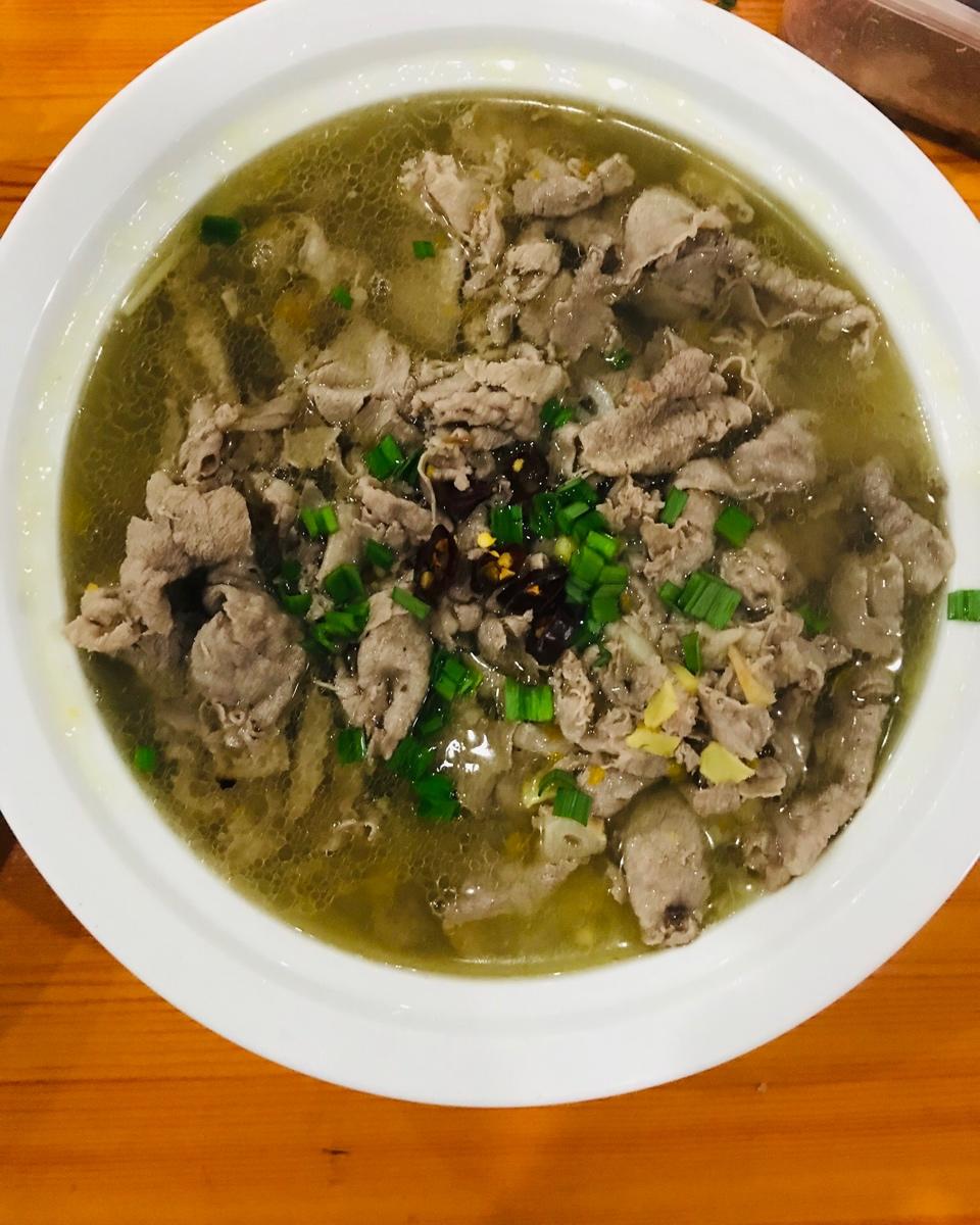 酸汤肥牛