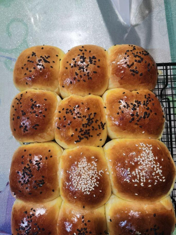 超软牛奶餐包，此配方超软不甜易出膜，放一礼拜不变硬