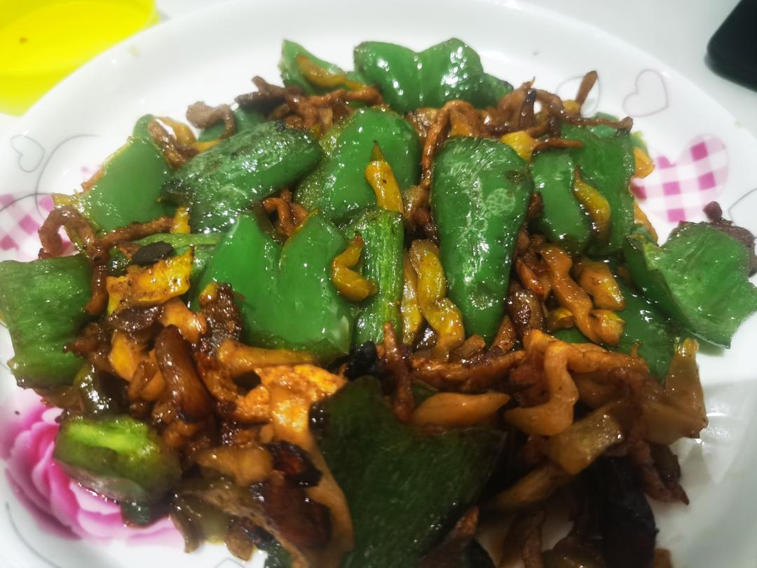 辣椒炒五花肉