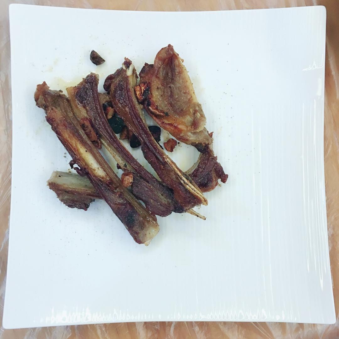 蒜香煎羊排