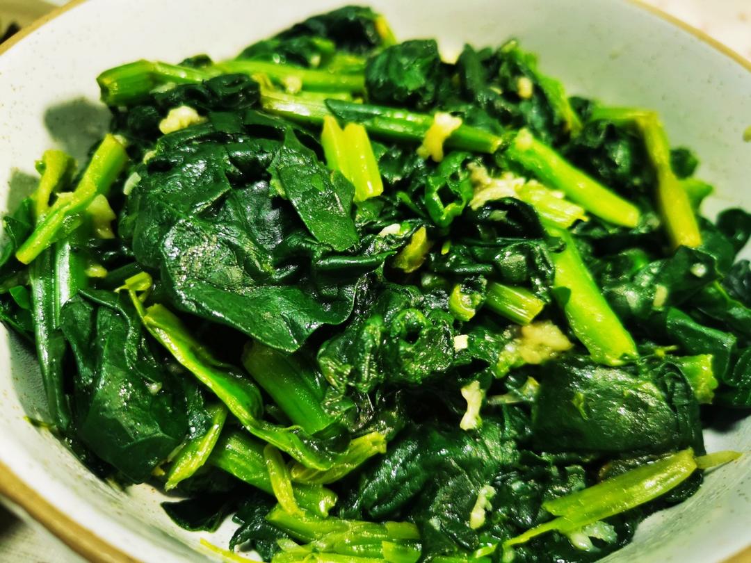 凉拌菠菜