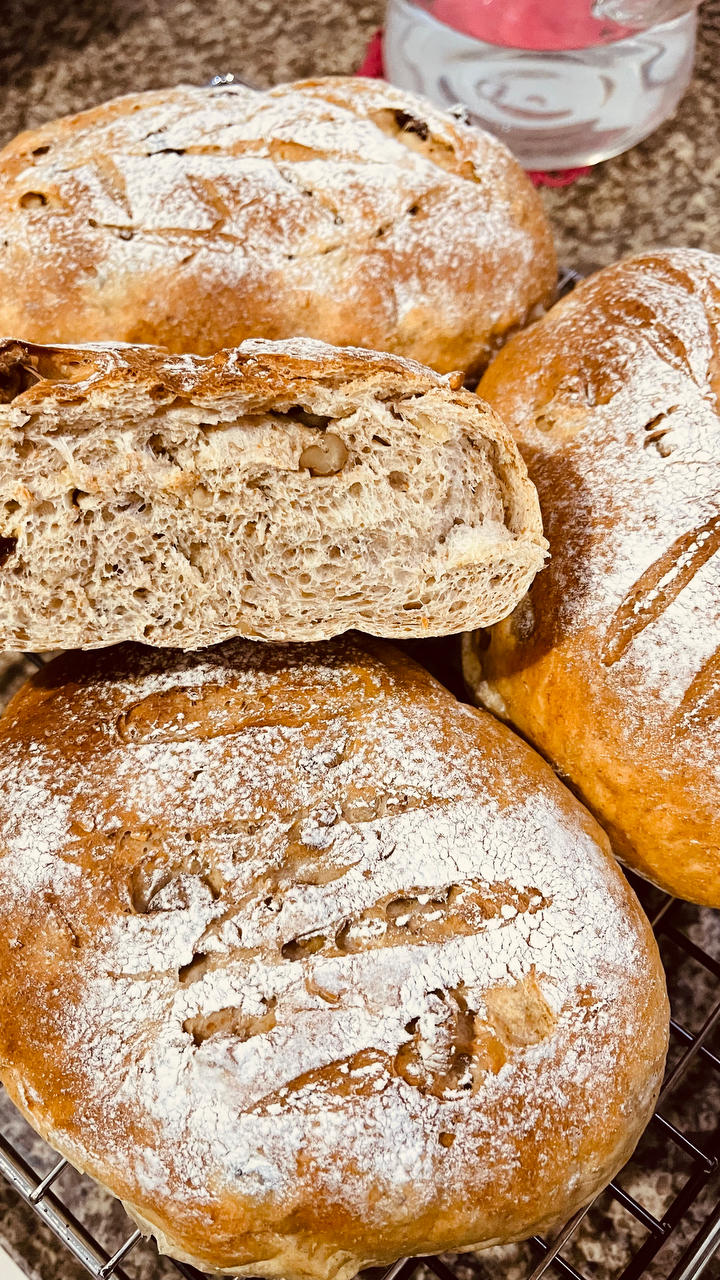 全麦坚果包软欧包