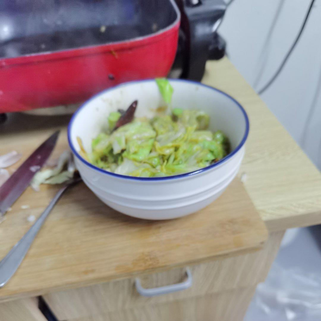 酸爽开胃的手撕包菜