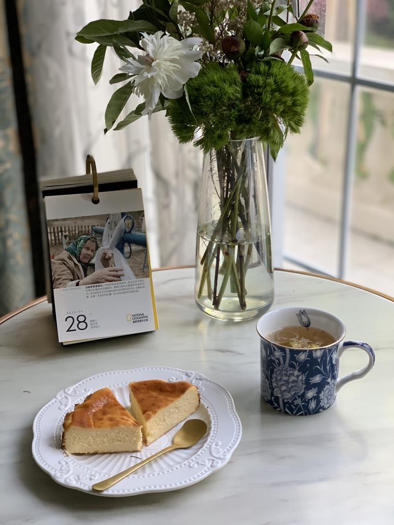 巴斯克式烤芝士蛋糕[超简单][搬运]