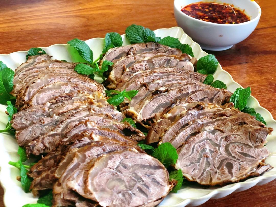 卤牛肉