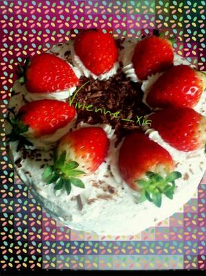 草莓装饰蛋糕（戚风)的做法 步骤6