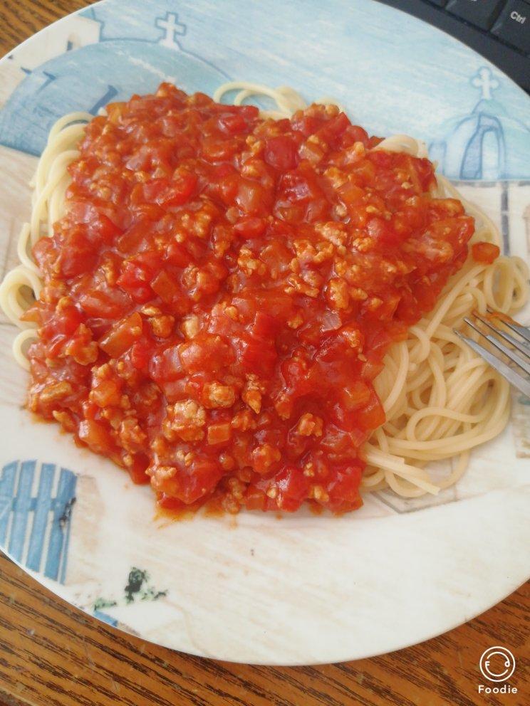 番茄肉酱意大利面
