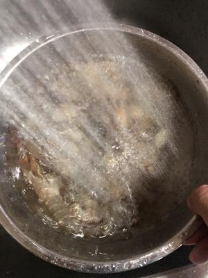 白灼基围虾的做法 步骤1