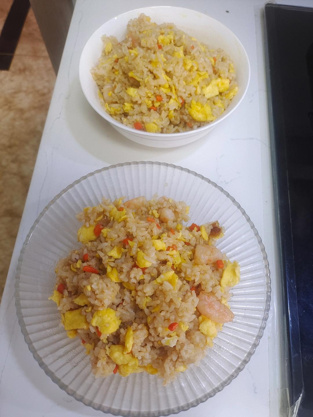 豪华版虾仁炒饭🍤