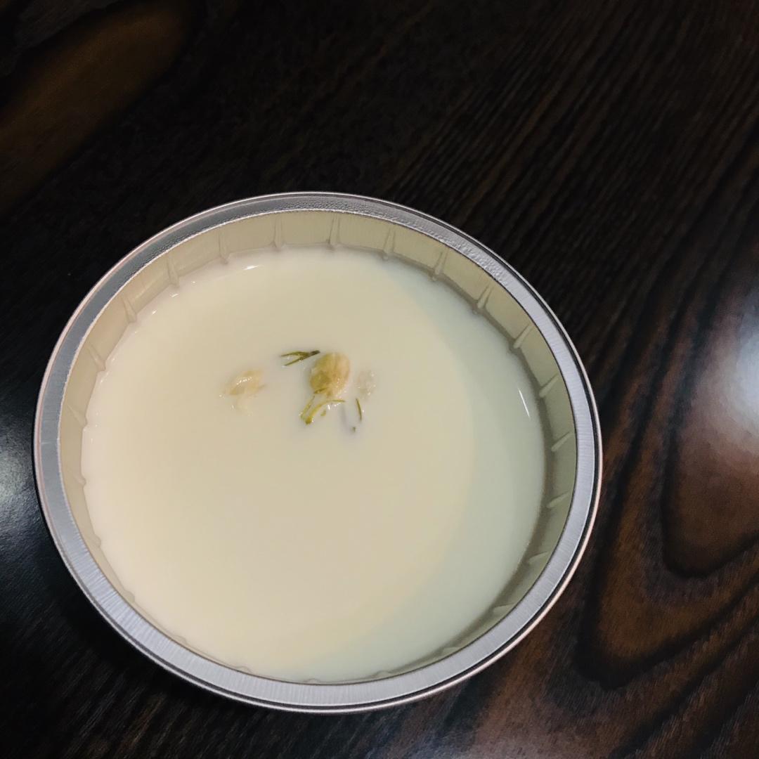 吃豆腐啦！——小嶋老师茉莉奶冻