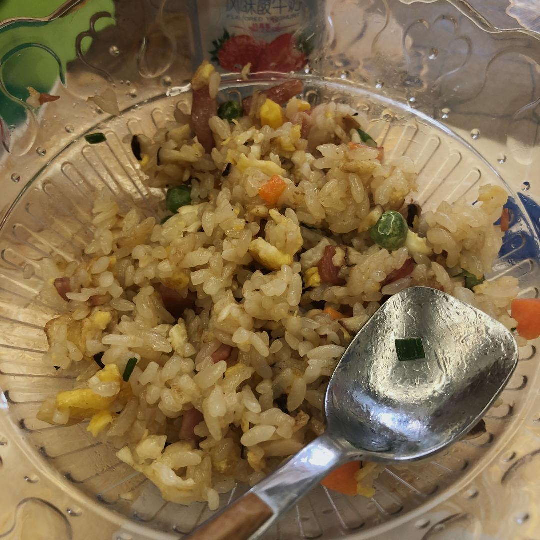 厨师长教你“蛋炒饭”如何做才好吃，答案都在这里面！