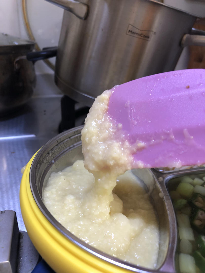 绿色无添加宝宝小米粥