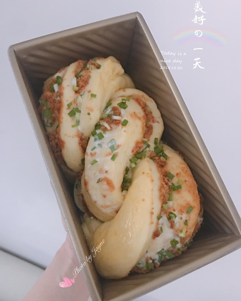 香葱肉松手撕吐司