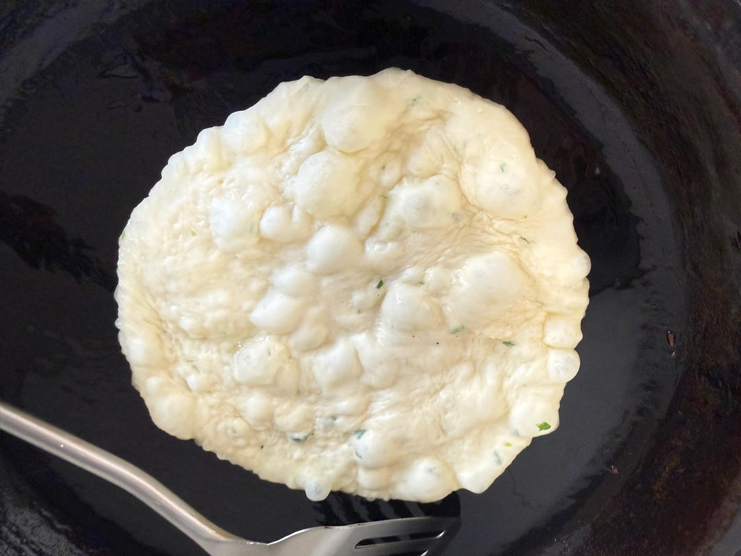 软面发面气泡葱花饼