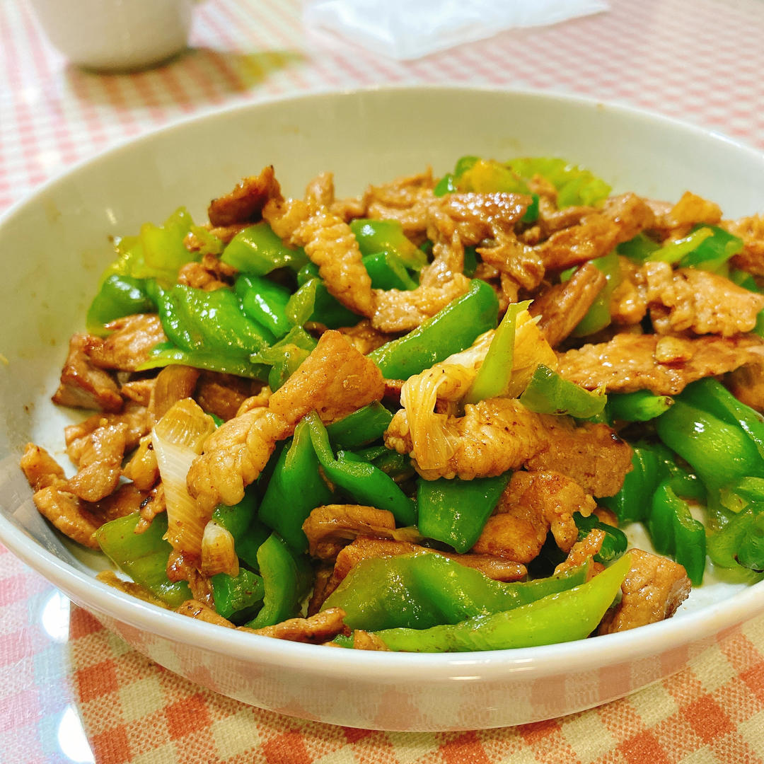 巨下饭的青椒炒肉丝