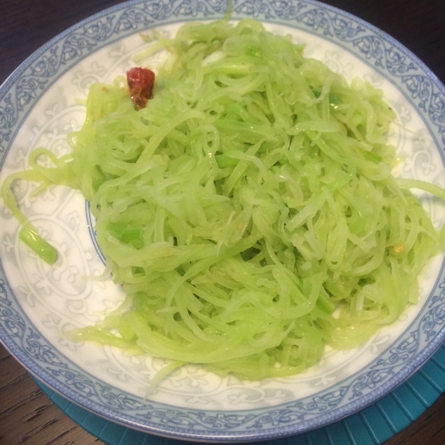 清炒莴笋丝