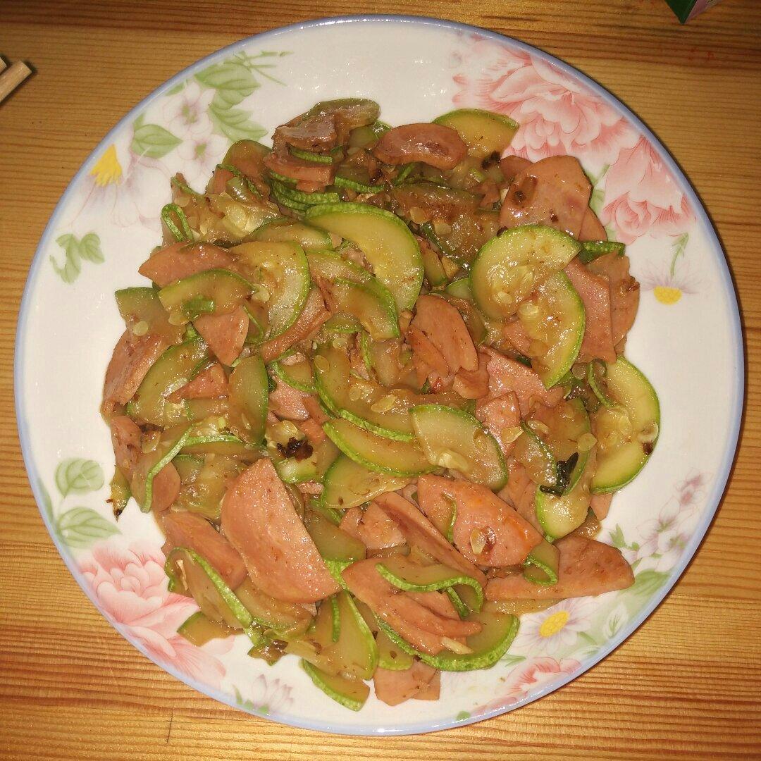 角瓜炒火腿肠