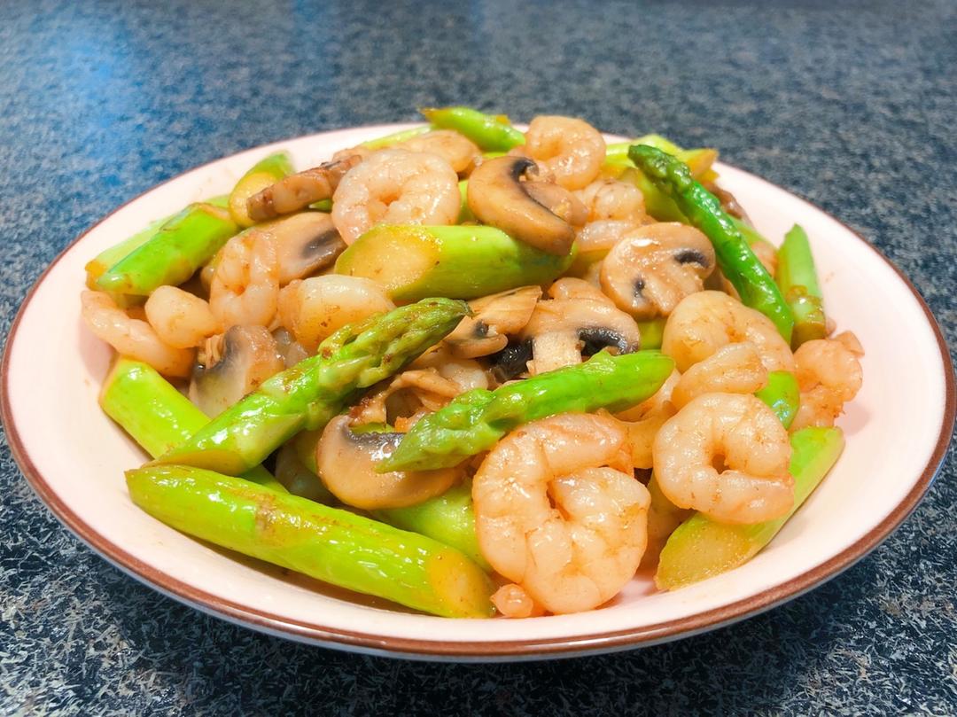 黄油嫩三鲜 『芦笋口蘑炒虾仁』