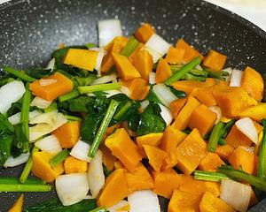菠菜南瓜烘蛋🍳简单快手还营养低卡的早餐好选择✨的做法 步骤3