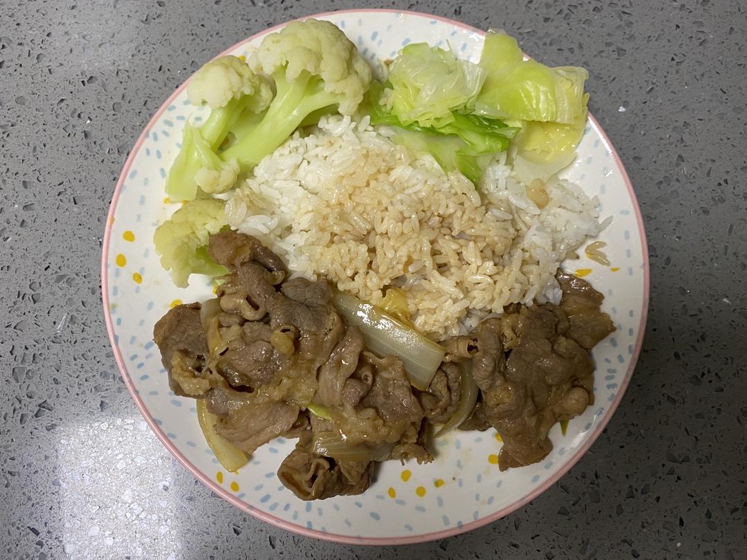 肥牛饭