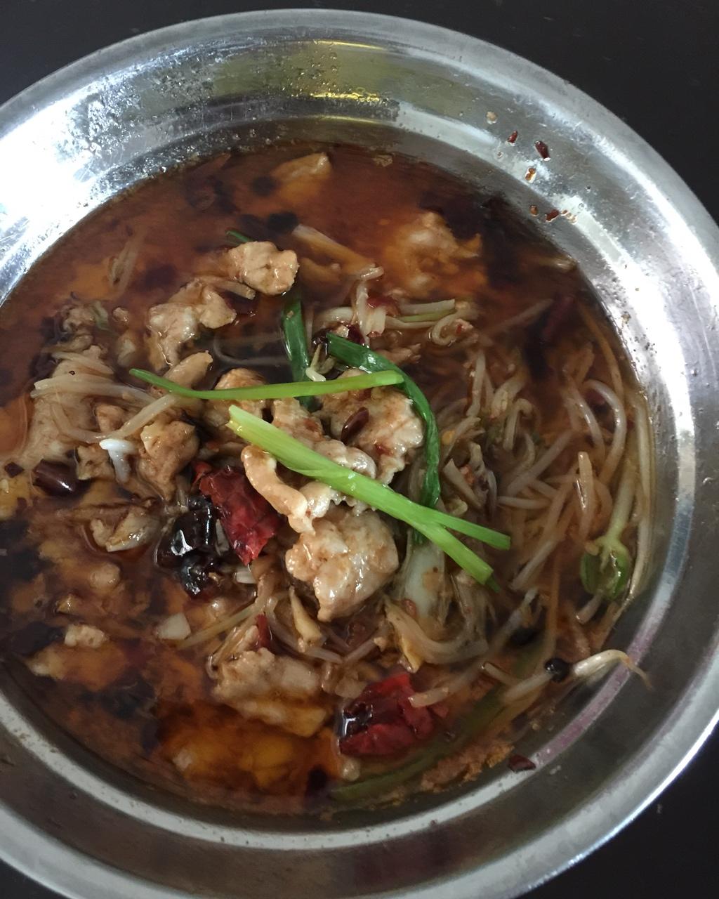 厨师长教你：“水煮肉片”的正宗做法，这味道真的很四川