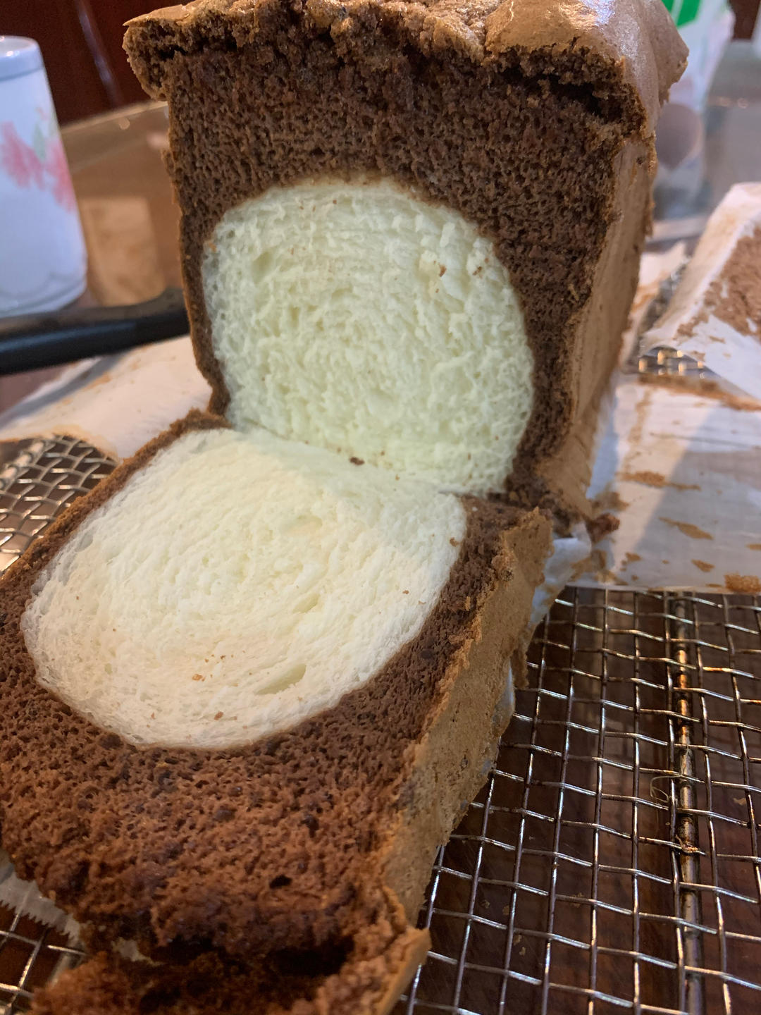 《烘焙职人·顶级吐司面包全书》可可云朵蛋糕吐司