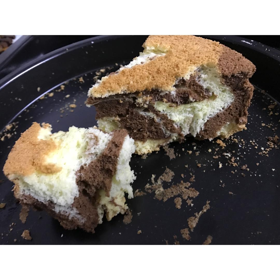 双色拉花戚风蛋糕