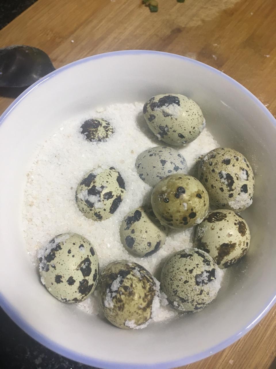 自制盐焗鹌鹑蛋