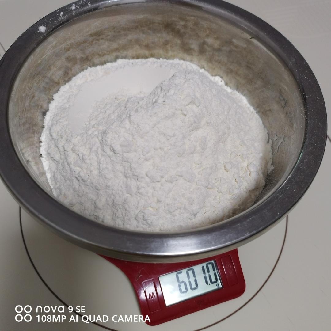 纯奶手撕吐司的做法 步骤1