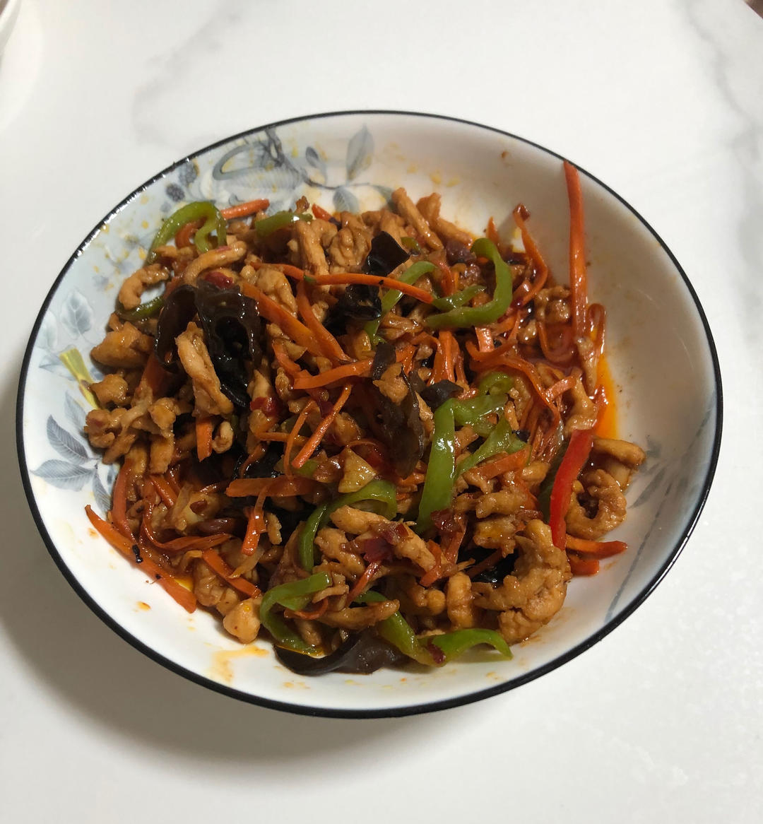米饭🍚杀手鱼香鸡丝         （减脂期也可以吃）