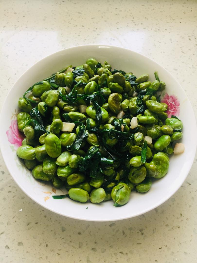 韭菜炒蚕豆