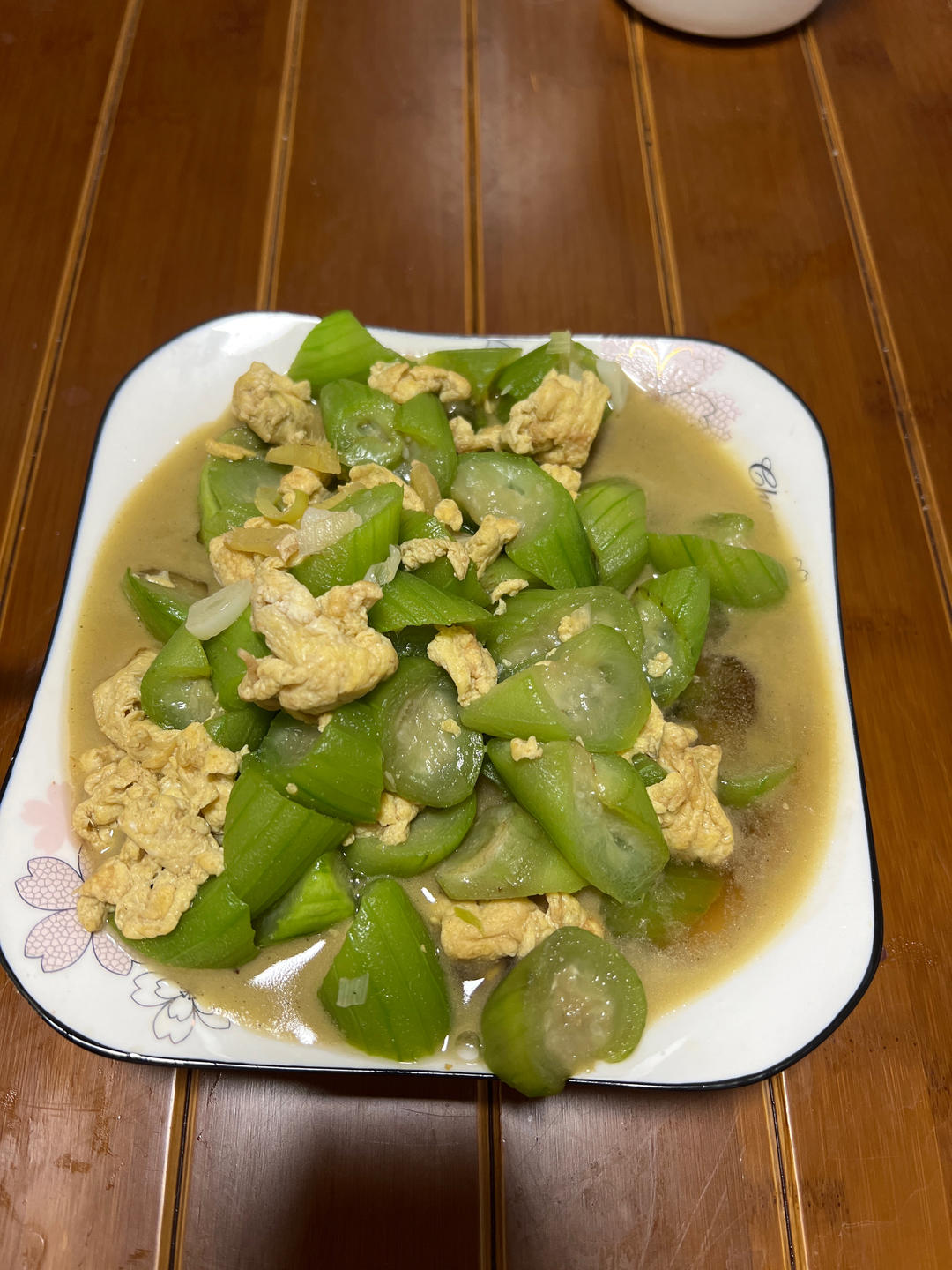 简单快手，五分钟搞定的丝瓜炒蛋