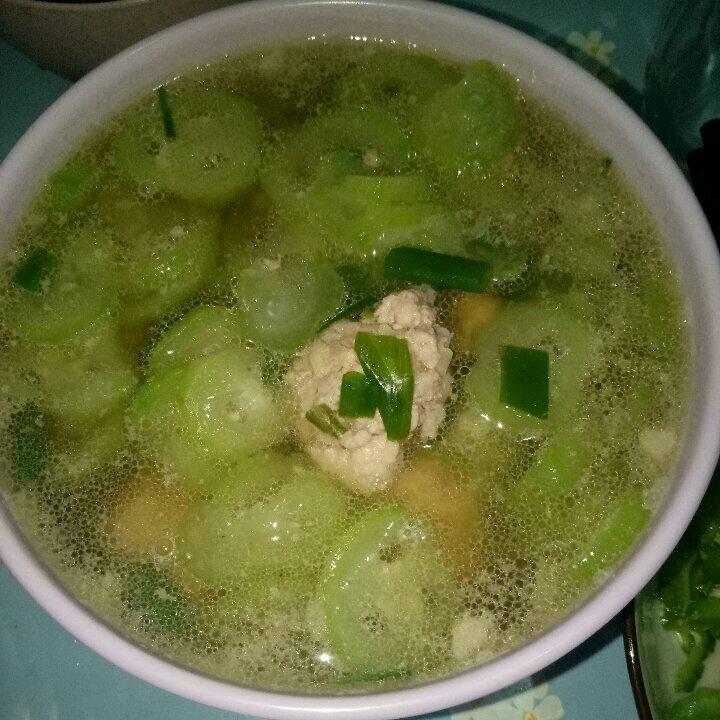 丝瓜肉丸汤！清淡去火！
