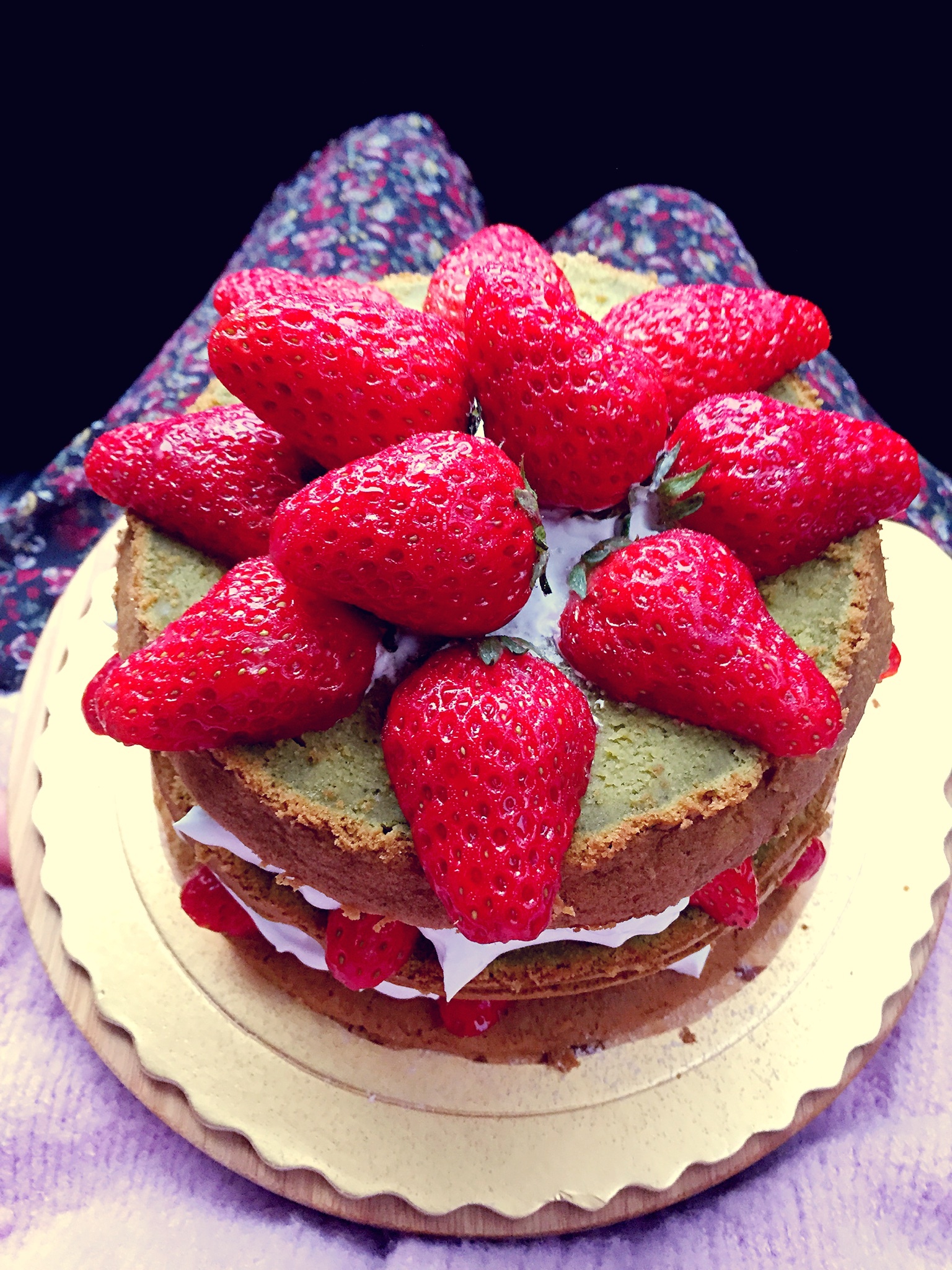 好运烘焙：草莓裸蛋糕的做法