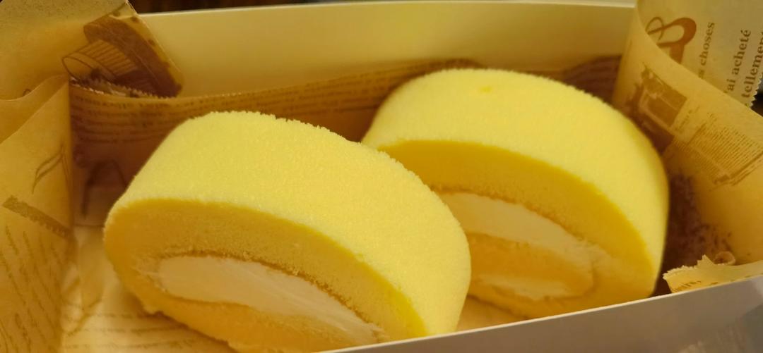 柠檬舒芙蕾蛋糕卷