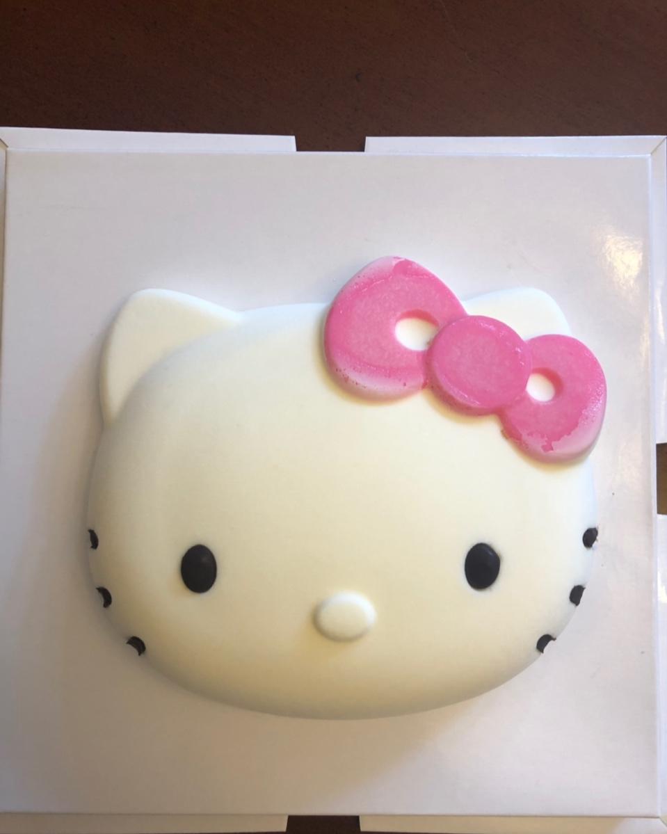 hellokitty酸奶慕斯