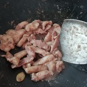 虾酱炒土猪肉（下饭神器）的做法 步骤4