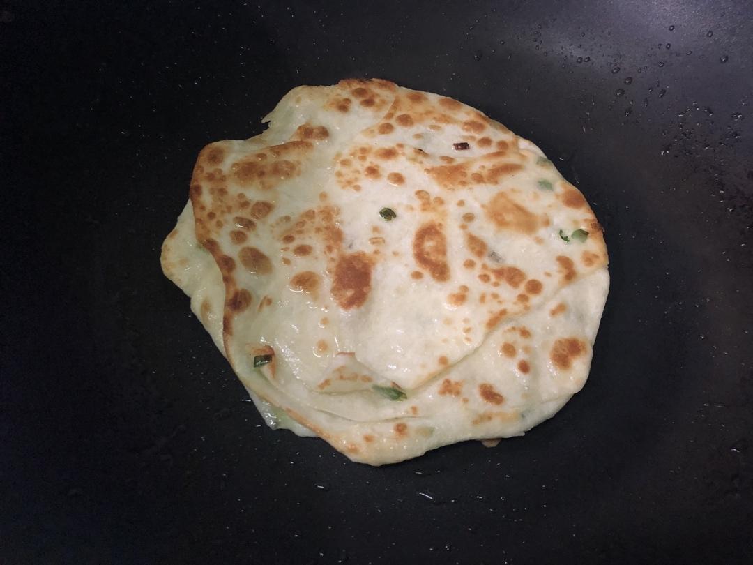 堂妈教你做飘香葱油饼