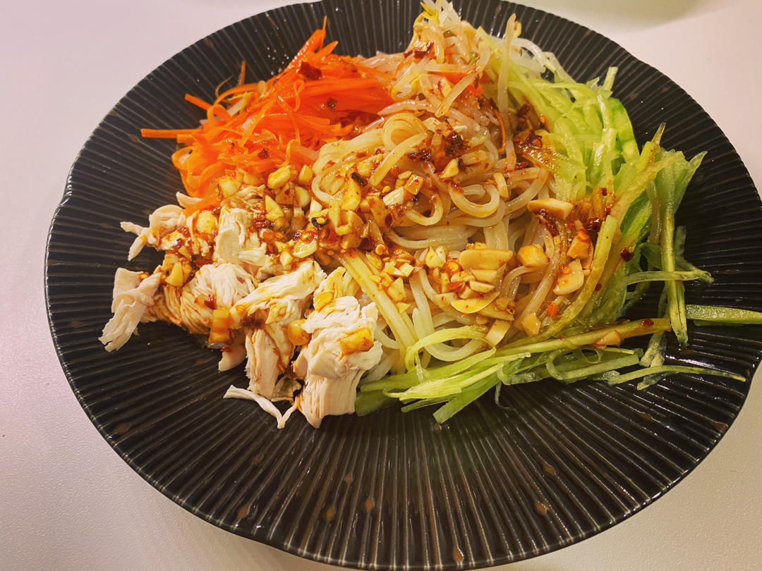 一人食 ｜ 椒麻麻麻鸡丝凉面（快手懒人版）