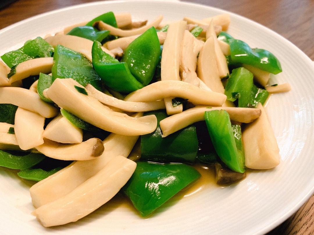 杏鲍菇炒青椒