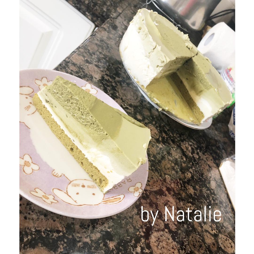渐变抹茶慕斯蛋糕：我Amanda带着既美又作的抹茶甜点又来了！【曼食慢语】