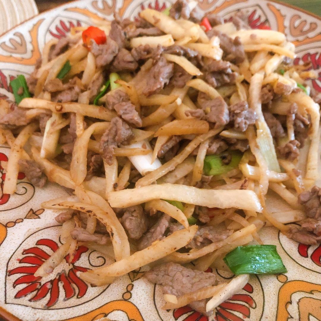 白萝卜丝炒牛肉